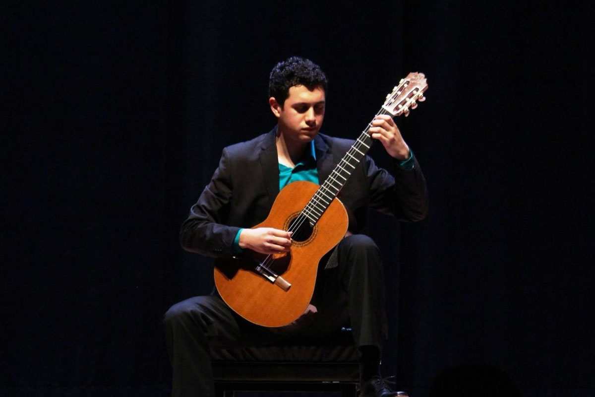 classical guitarist